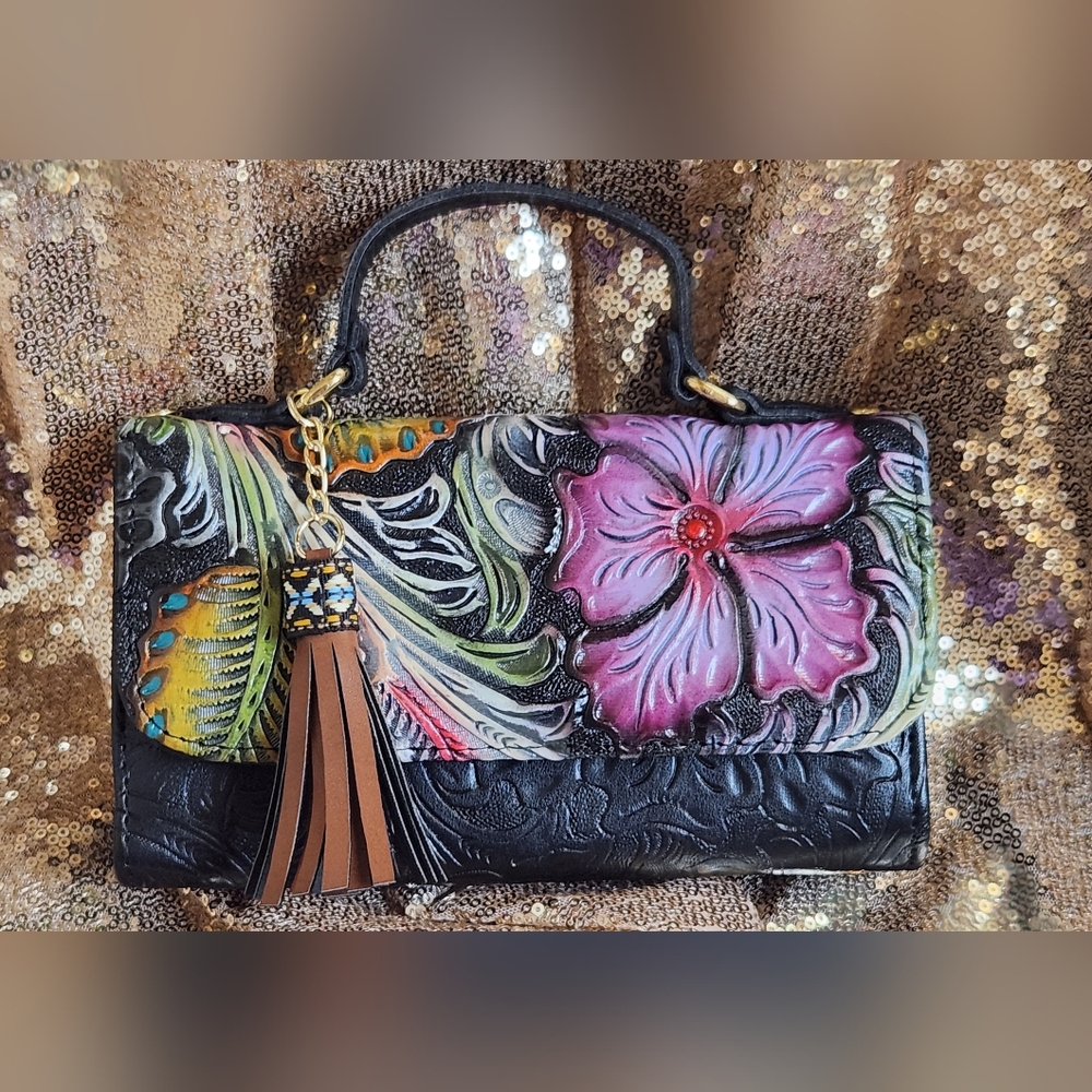 - Mini Artesanal Crossbody bag